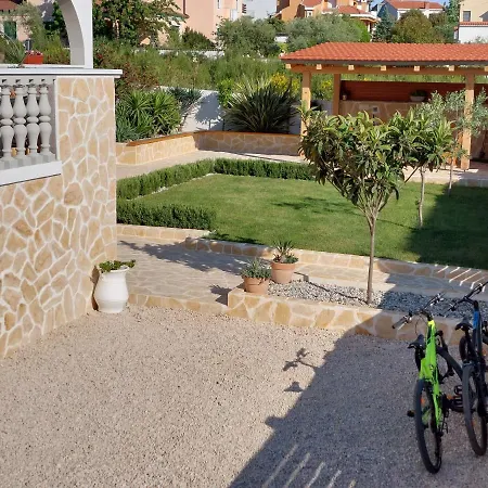 Apartment Apartment Green Oasis Zadar