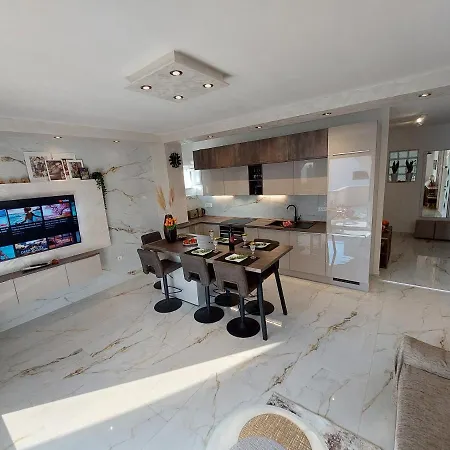 Apartmán Oasis *