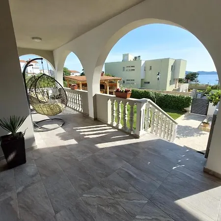 Oasis